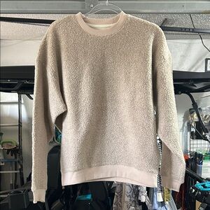 EUC Outdoor Voices sherpa pullover